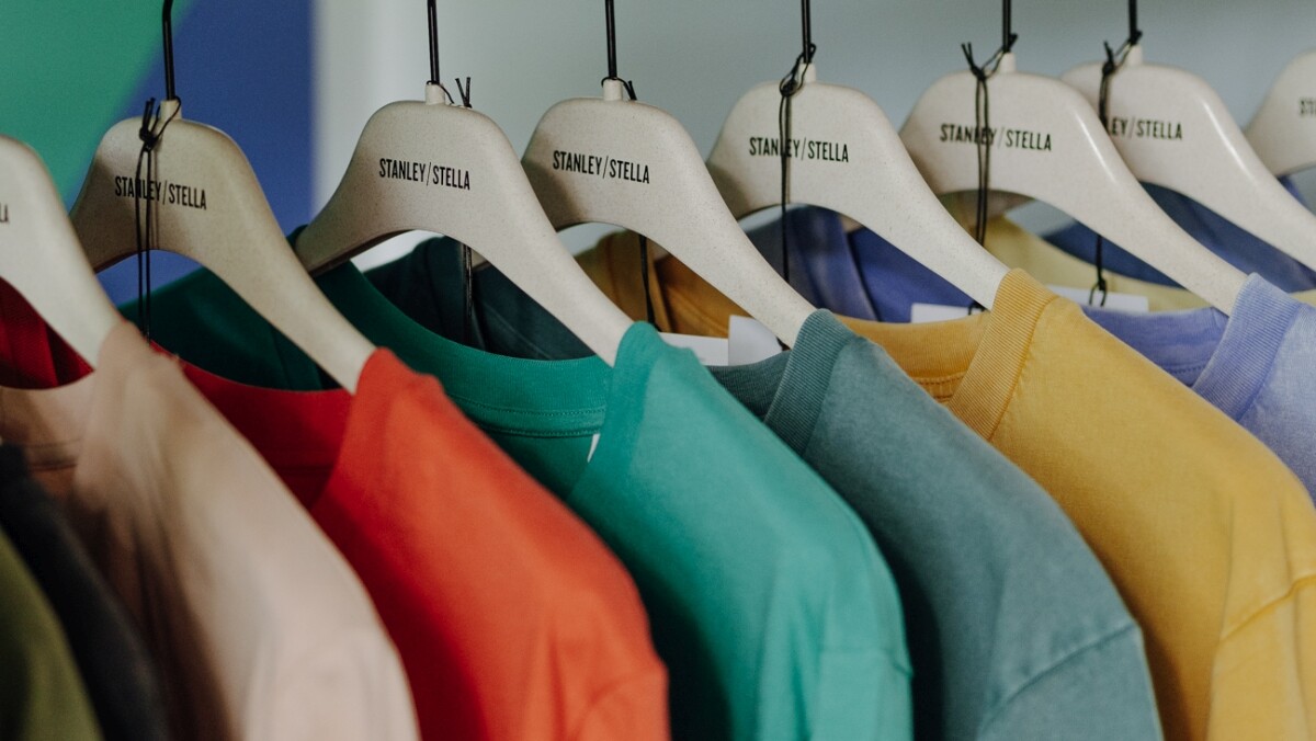 T-Shirts in mehreren Farben der Marke STANLEY/STELLA